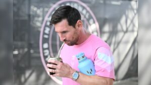 personalidades-como-lionel-messi-se-convirtieron-en-embajadores-del-mate-en-el-mundo-foto-afp-YMBHU5J4GVCX3ED6BNDT4EFF5Q_1920x1080