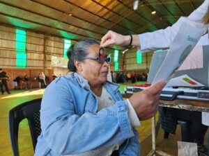 Mas-de-130-vecinos-recibieron-anteojos-durante-un-operativo-del-programa-Mirar-Mejor-en-Alem-5