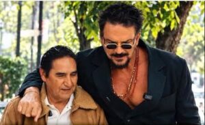 Ricardo-Arjona-le-regalo-un-taxi-al-Pocho