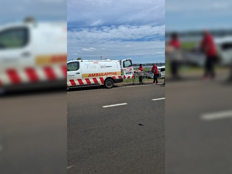 choque entre dos vehículos en el Acceso Sur de Posadas